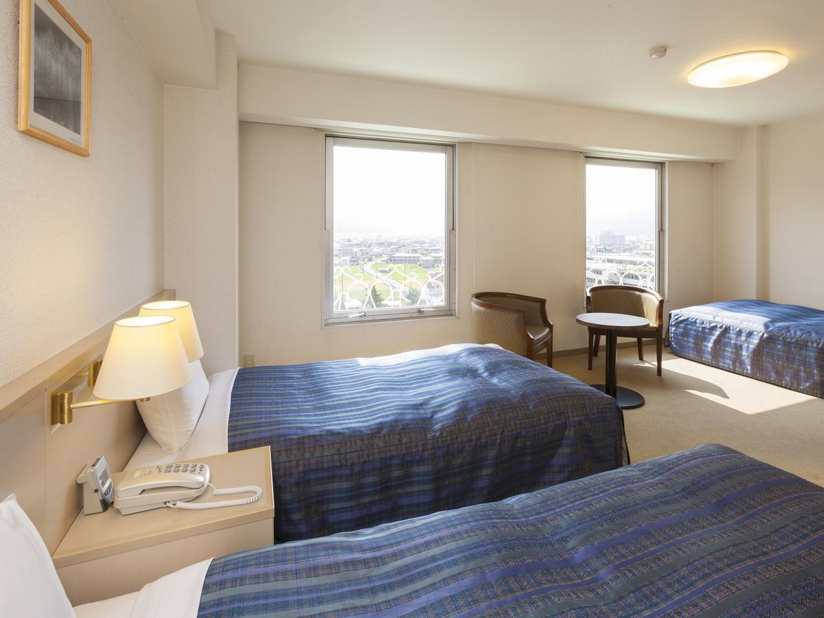 Suwa Lakeside Hotel Экстерьер фото