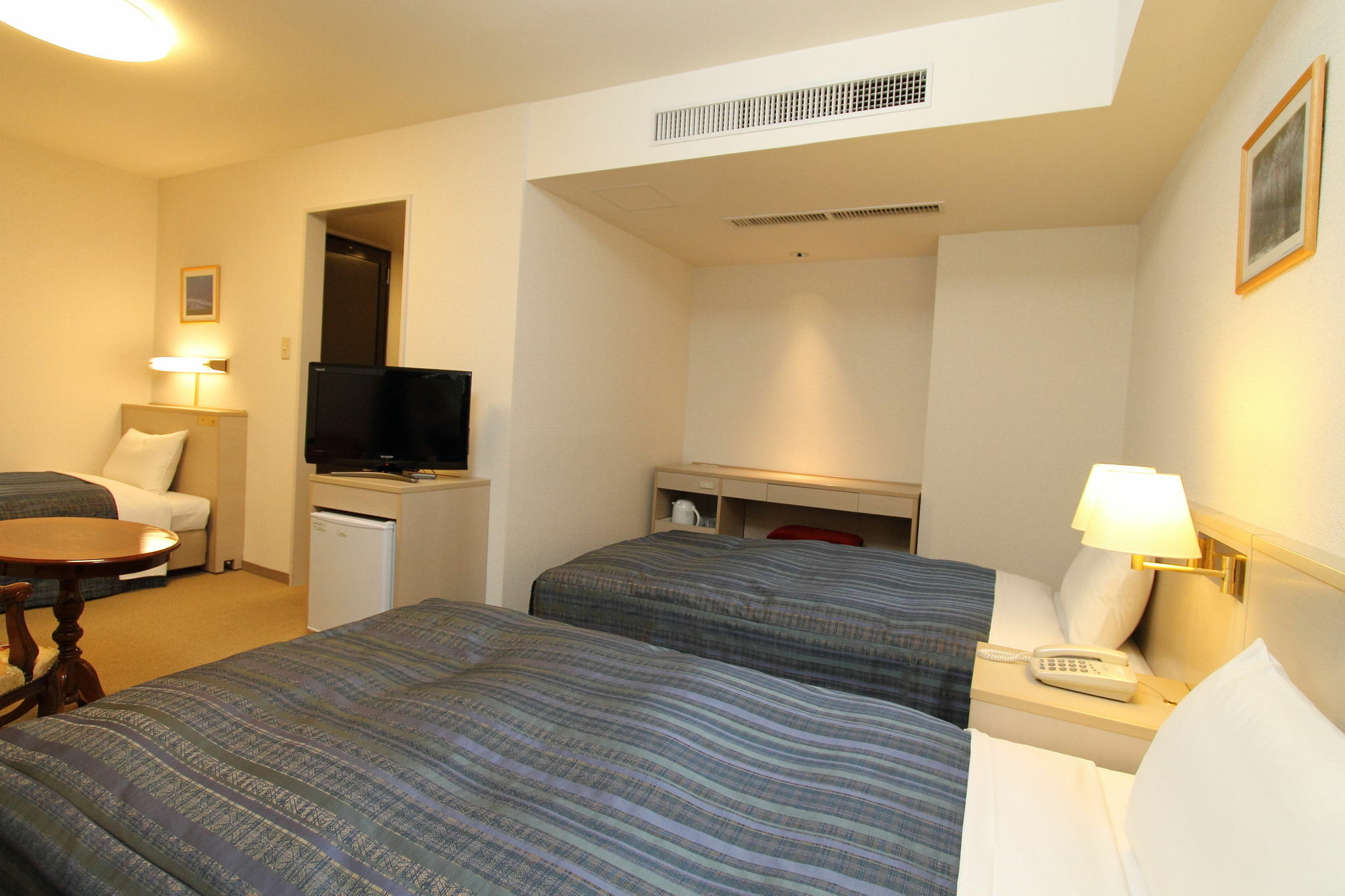 Suwa Lakeside Hotel Экстерьер фото